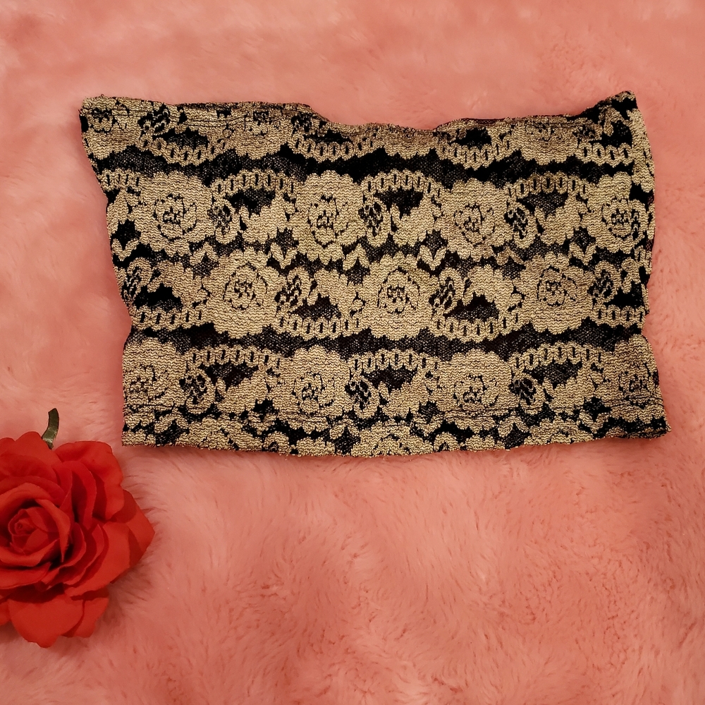 Foreign Exchange lace crop top - Picture 4 of 6